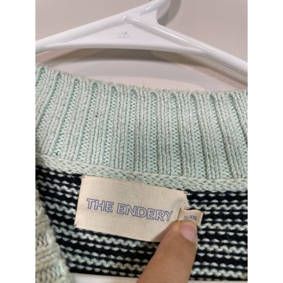 The Endery Women’s Oversized Striped Sweater Size XL/XXL Pink Floral Daisy Knit - Picture 2 of 7